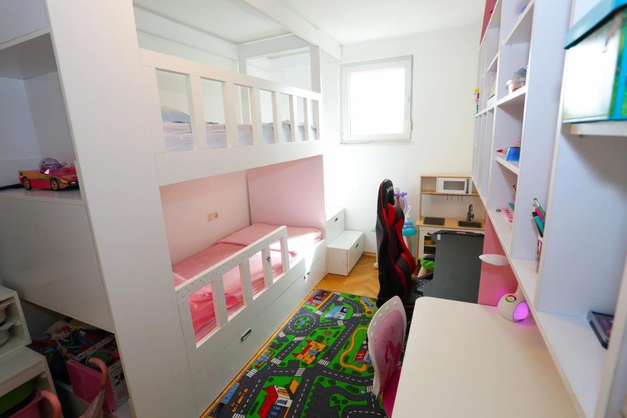 Luxury Family Apartment Omiš Exteriör bild